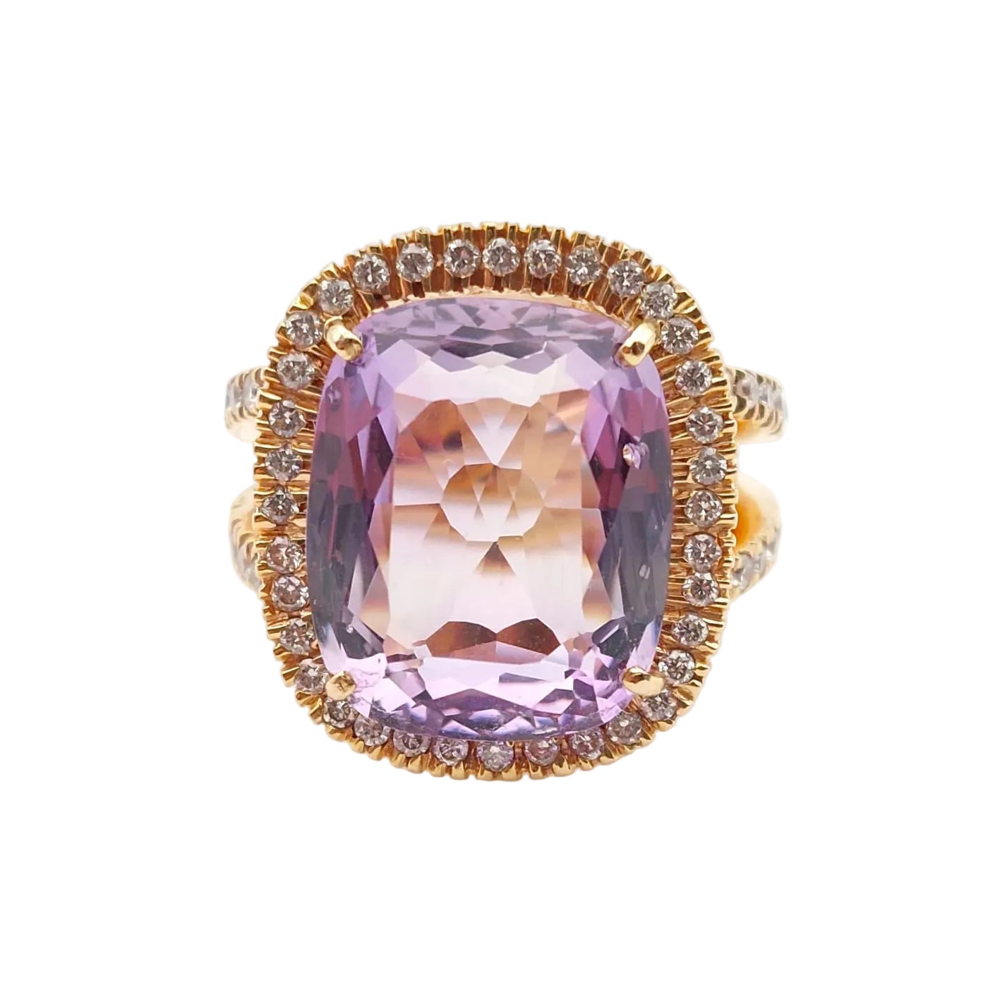 Bague Entourage en or rose, améthyste et diamants