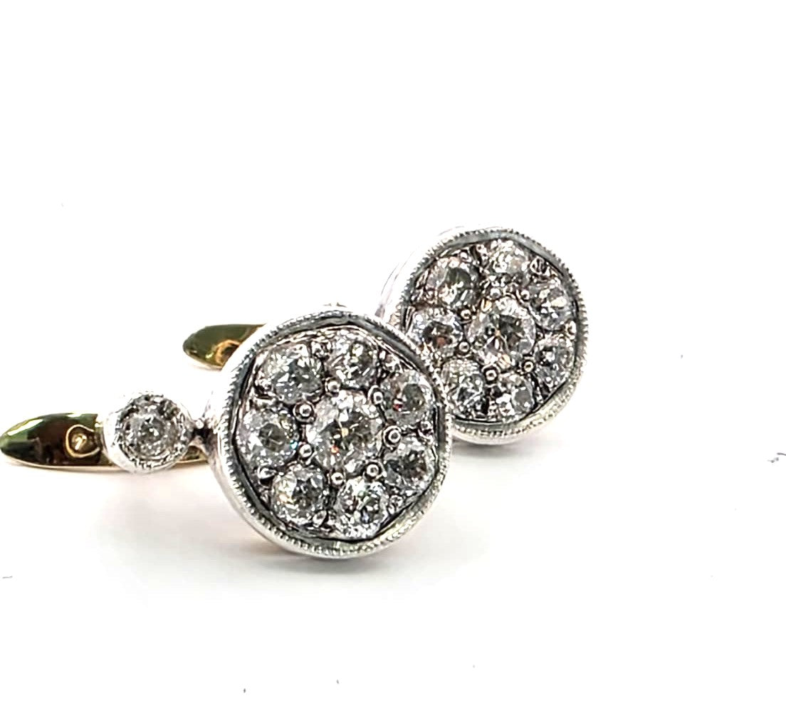 Boucles d'oreilles Dormeuses en or jaune et diamants