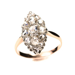 Bague Marquise en or rose, platine et diamants