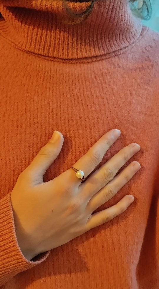 Bague en or jaune et perle de culture