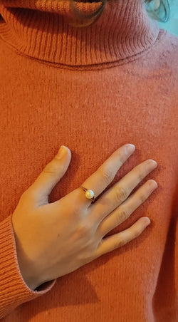 Bague en or jaune et perle de culture