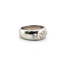 Bague Jonc en platine et diamants
