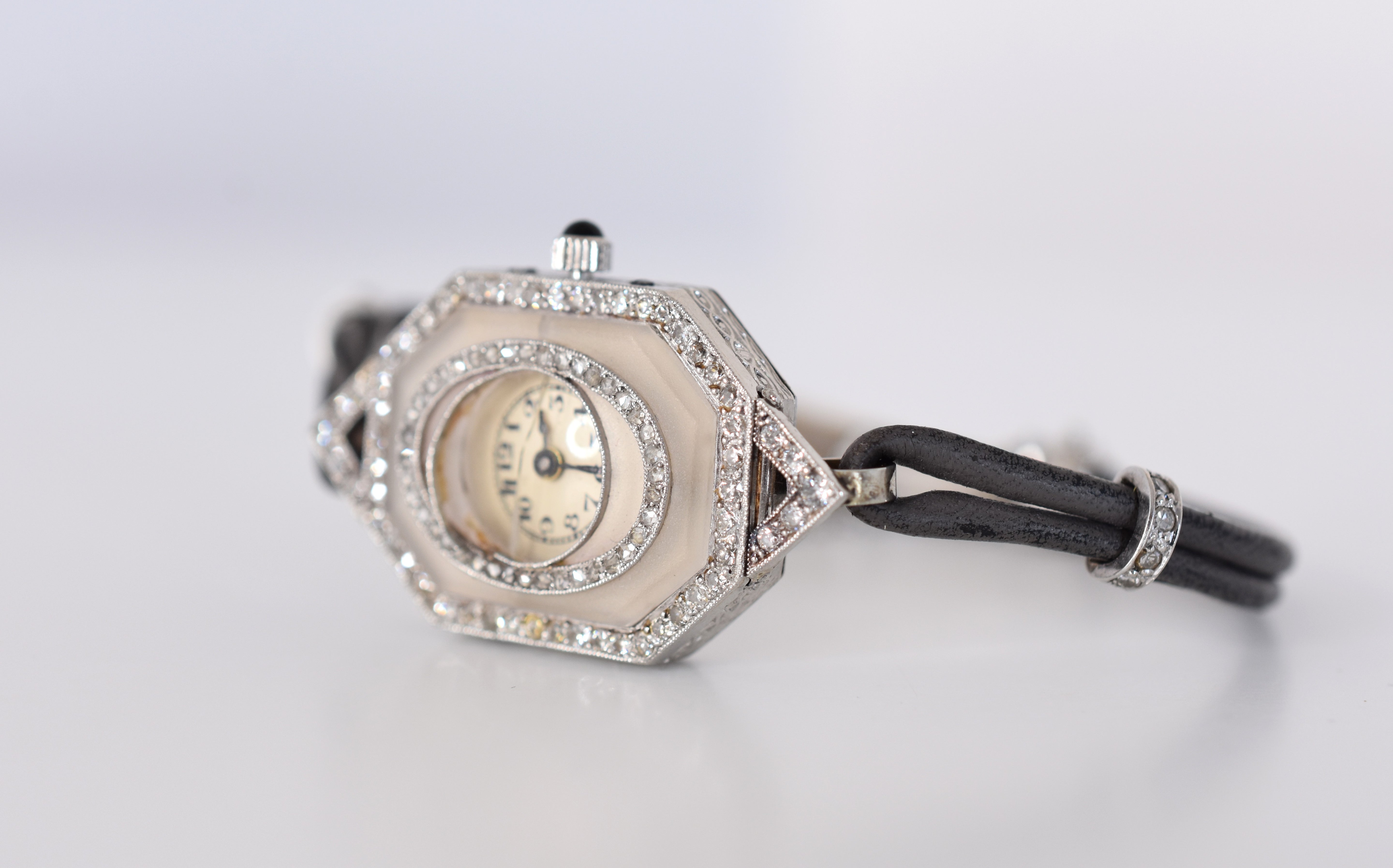 Vacheron Constantin exceptionnelle Période art-déco 1920-1925, platine (950), or blanc 18 carats et diamants