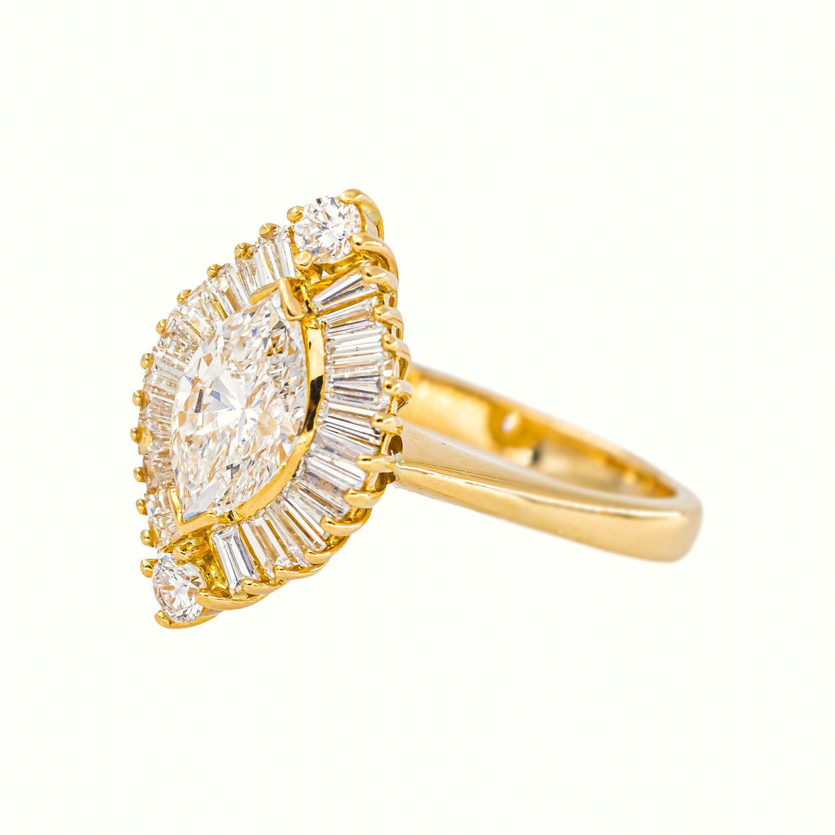 Bague Marquise Or jaune Diamant