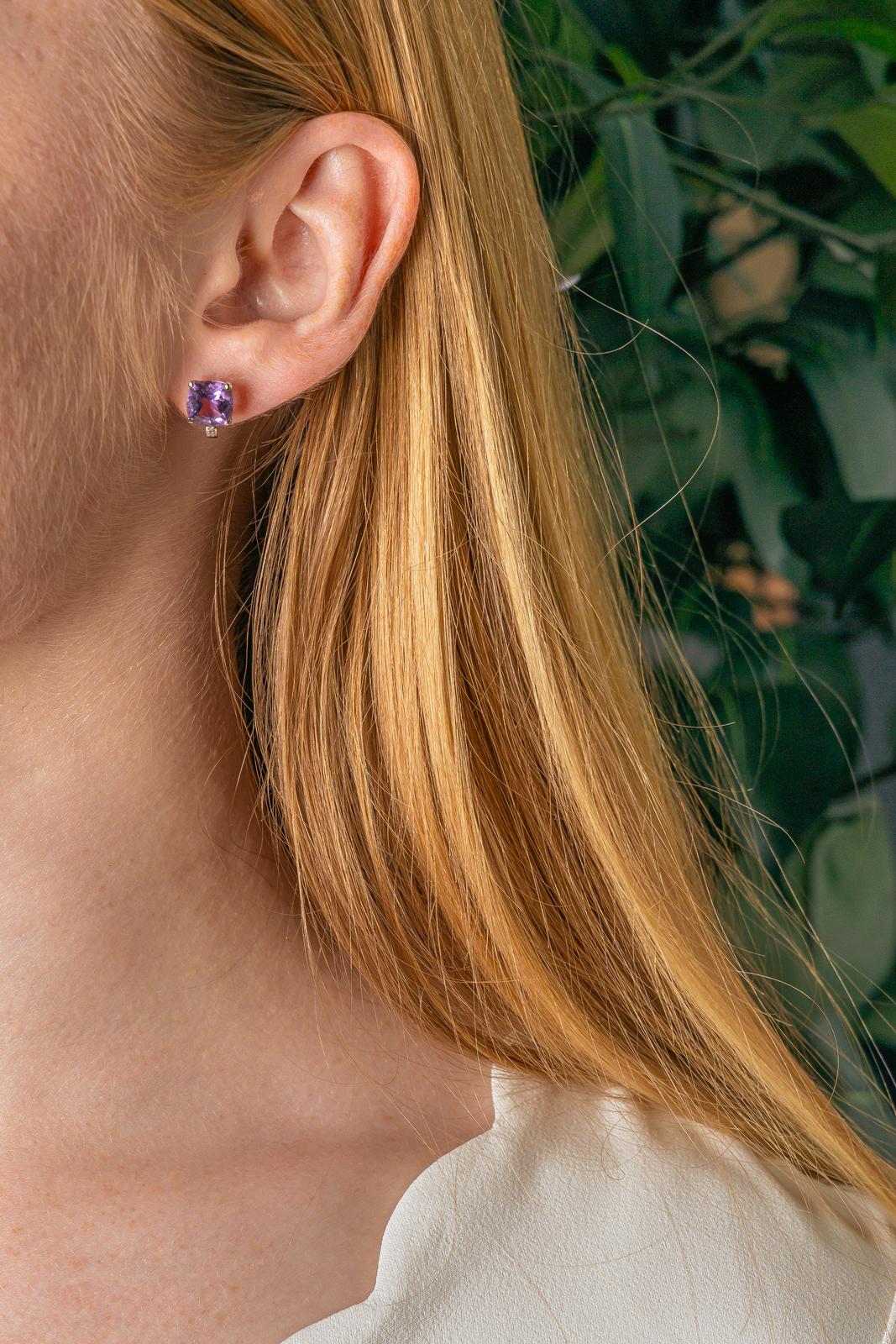 Mauboussin Boucles d'oreilles Petit visage d'amour  Or blanc Améthyste