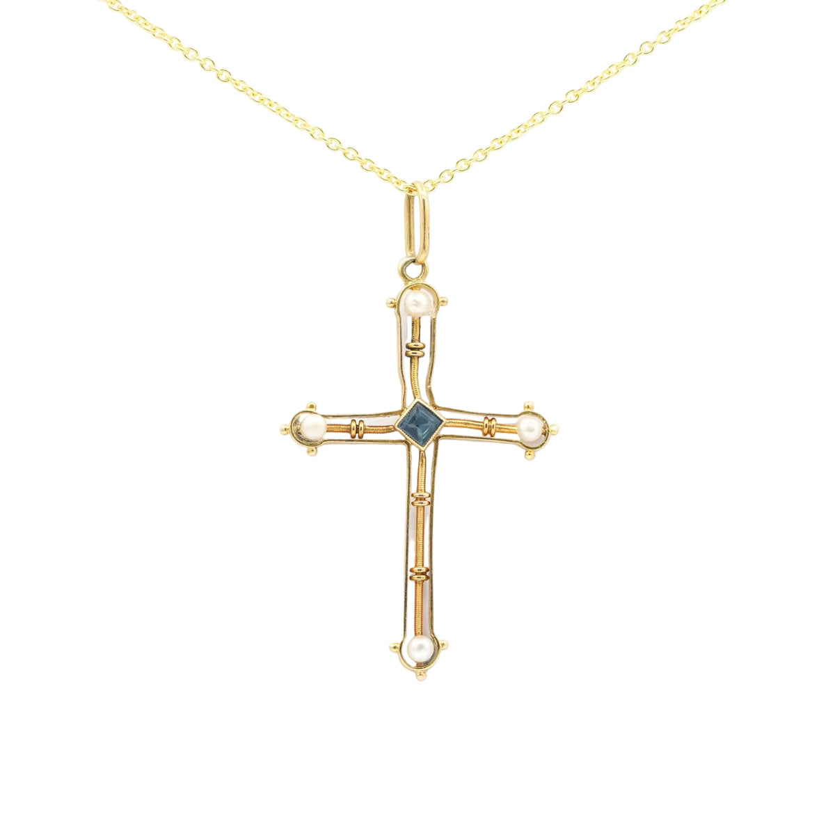 Pendentif en or jaune, saphir et perles