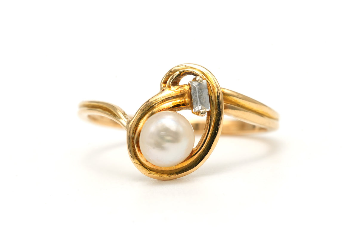 Bague Toi & Moi en or jaune, perle et diamant