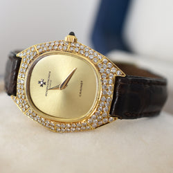 Montre VACHERON CONSTANTIN POUR CHAUMET en or jaune, cuir et diamants