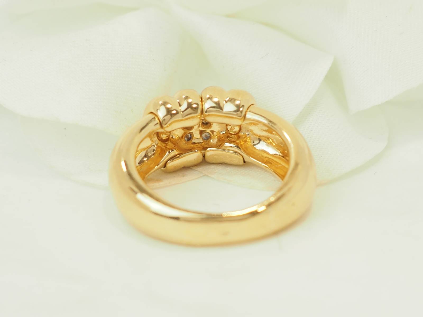 Bague en or jaune et diamant