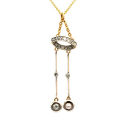 Pendentif en or jaune, perle et diamants