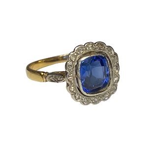 Bague Entourage en or jaune, saphir et diamants