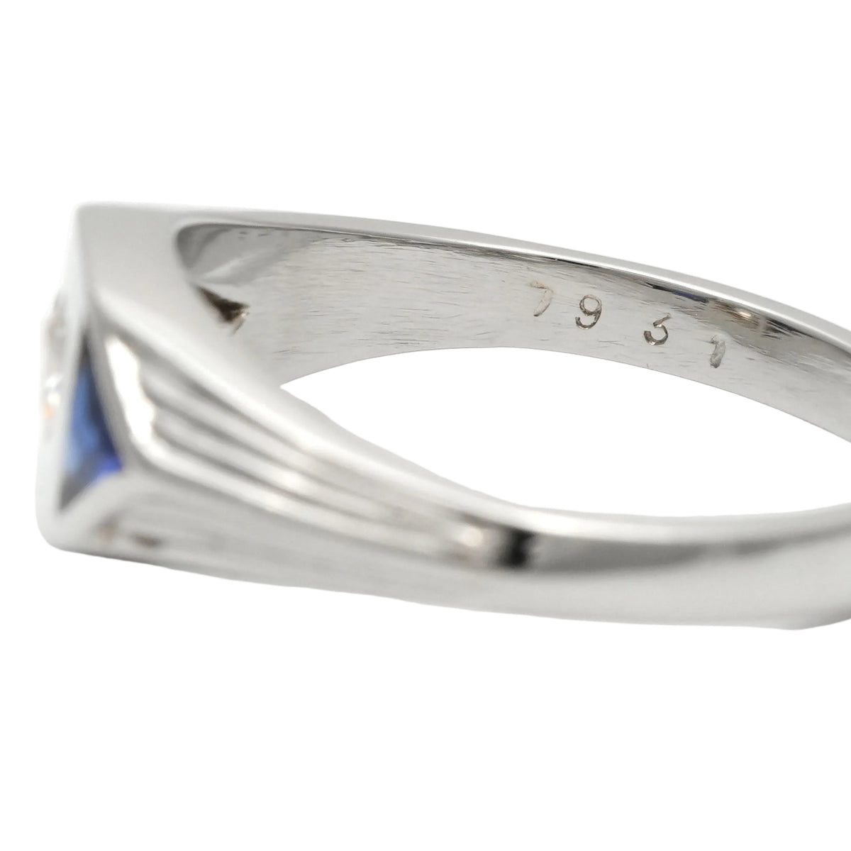 Bague Trilogie en or blanc, saphirs et diamant
