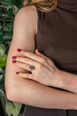 Bague Marquise Or blanc Saphir