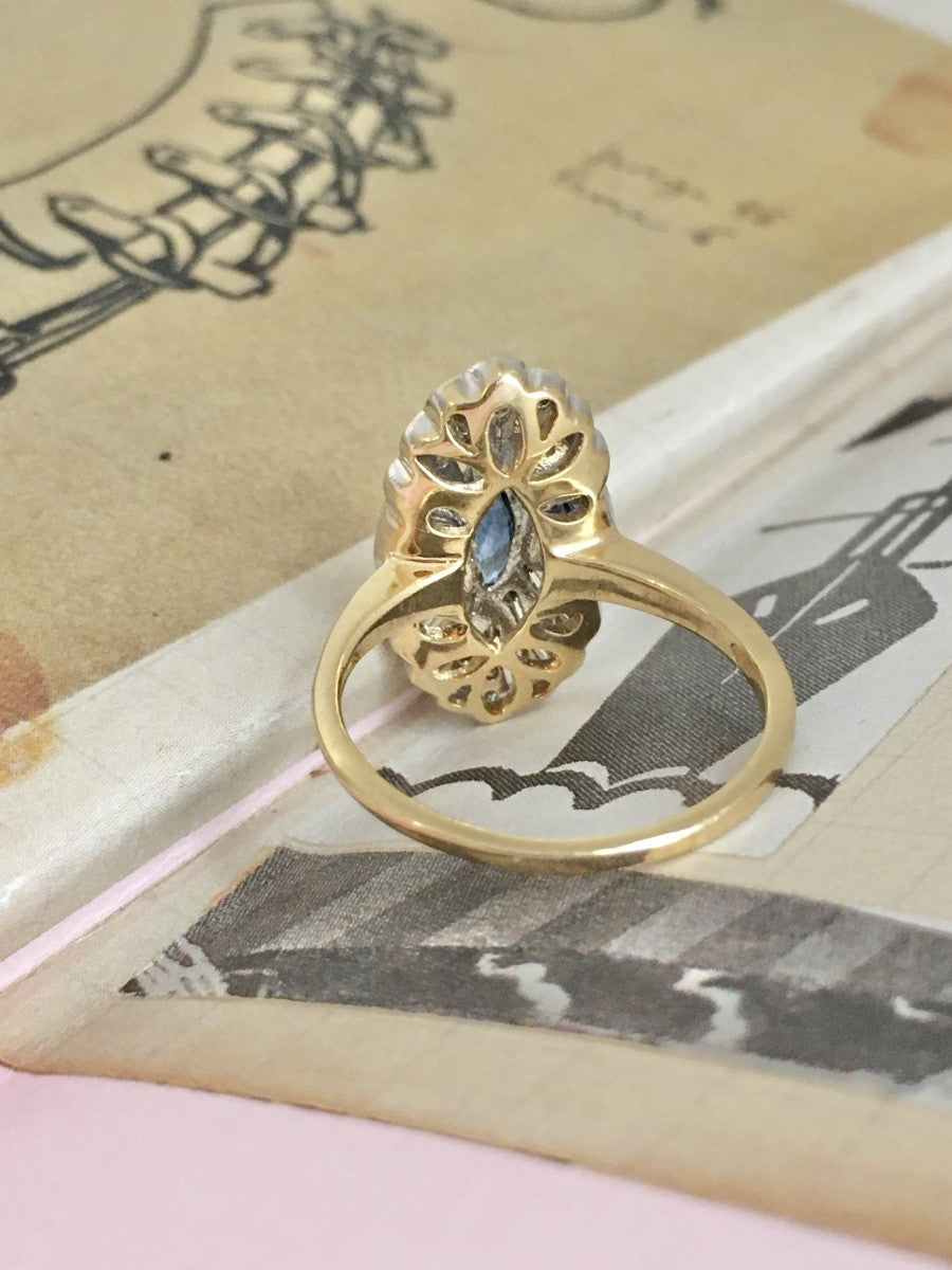 Bague Entourage en or jaune, platine, saphir et diamants