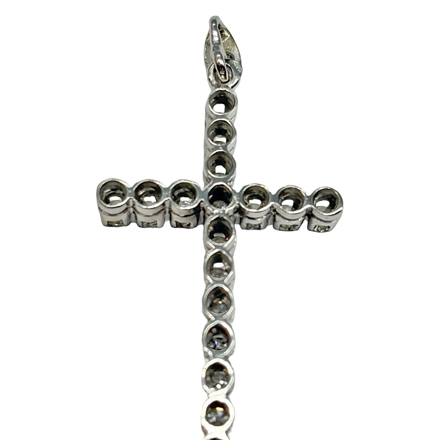 Pendentif en or blanc et diamants