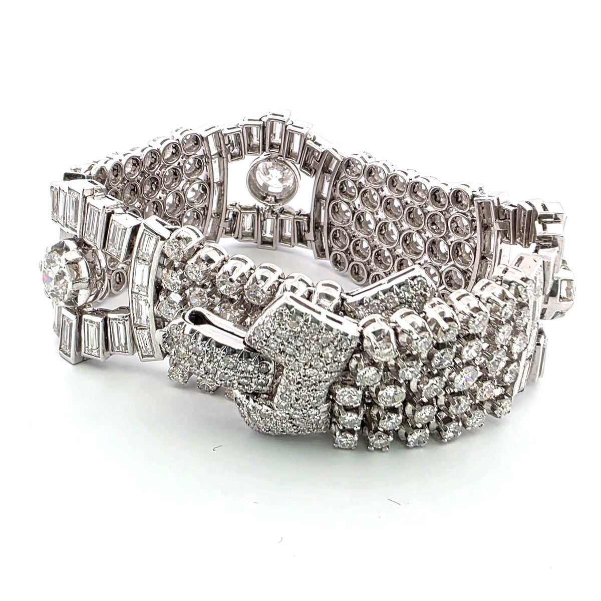 Bracelet en platine et diamants