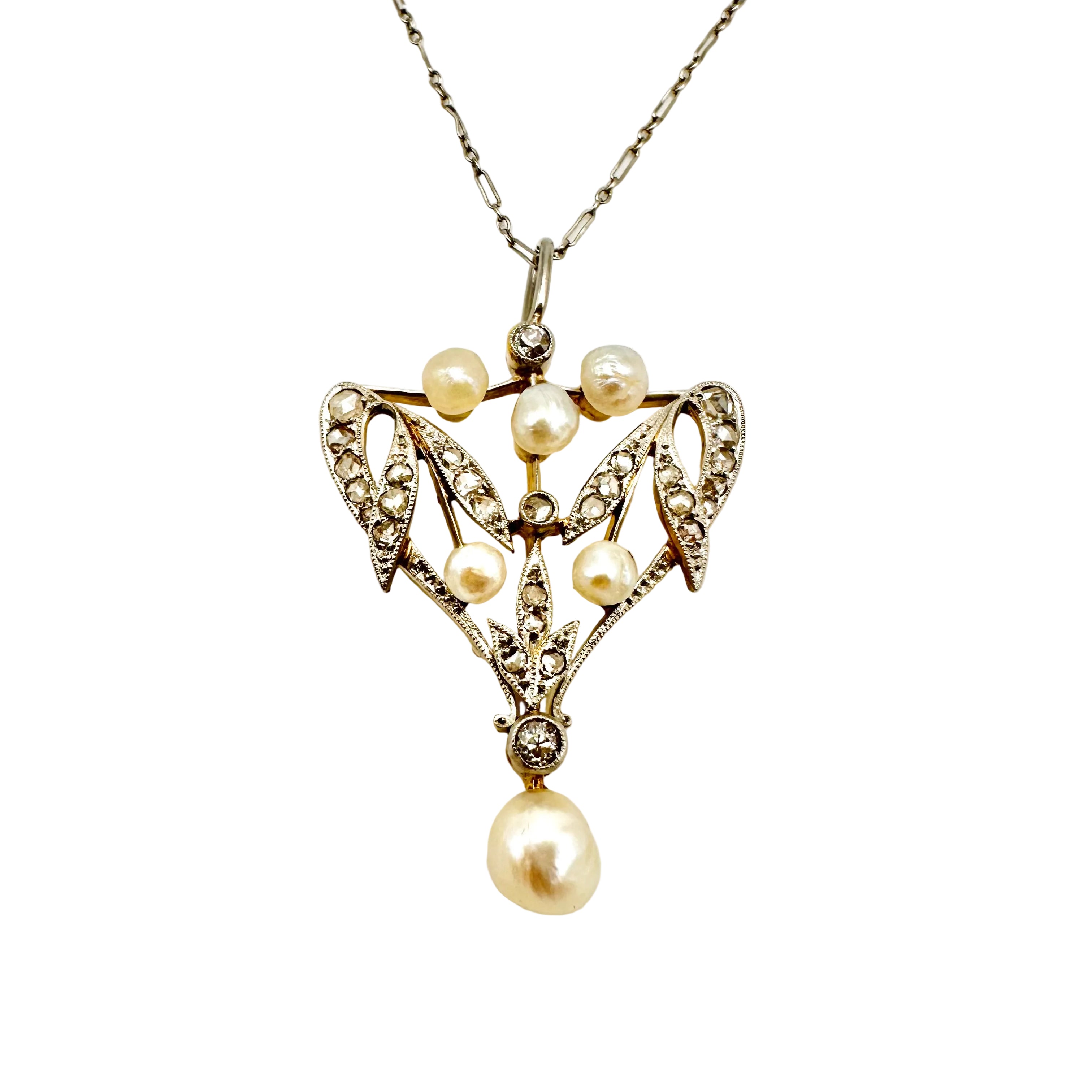 Collier Pendentif Art Nouveau en or jaune, or blanc, perles fines et diamants
