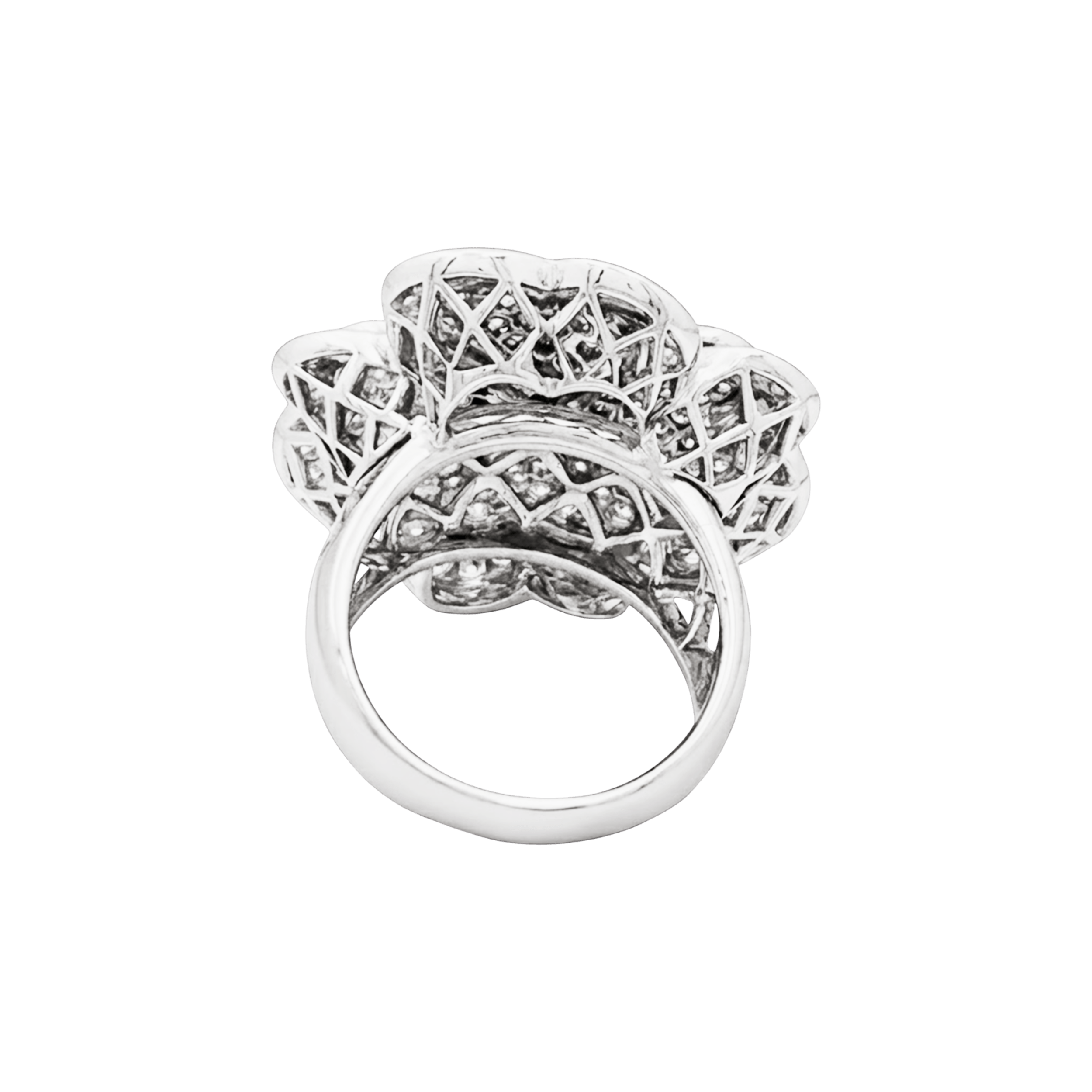 Bague « Trèfle », or blanc, diamants.
