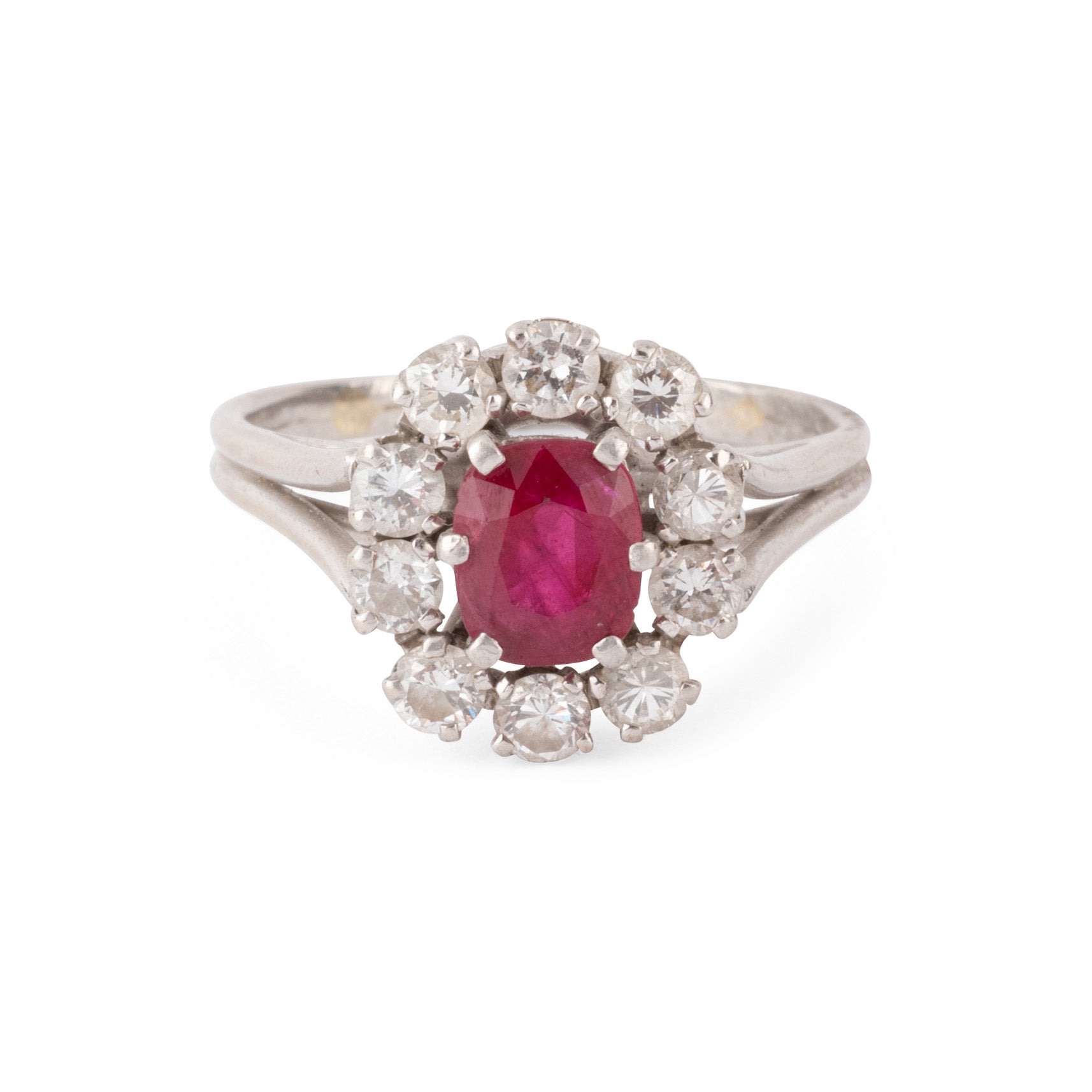 Bague Marguerite en or blanc, rubis et diamants