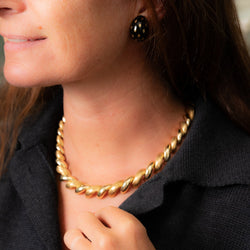 Boucles d'oreilles Clip FRED en or jaune et émail noir