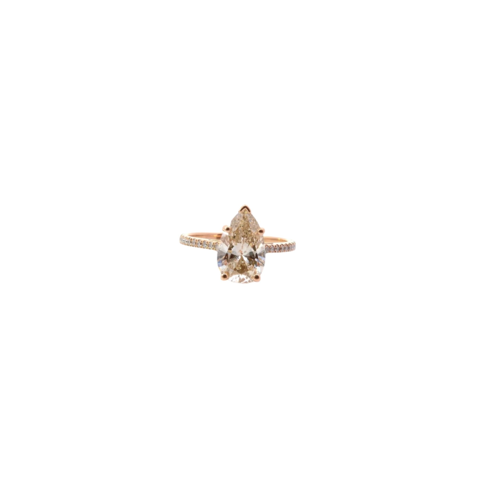 Bague diamant poire 3,03cts K/SI2 en or 18k