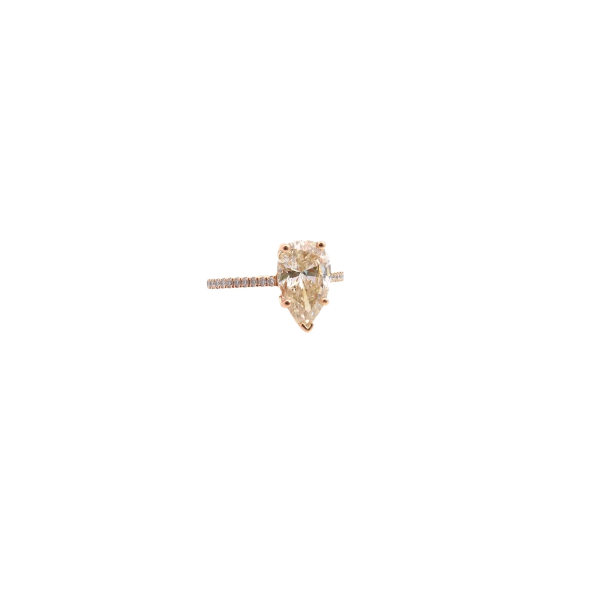 Bague diamant poire 3,03cts K/SI2 en or 18k