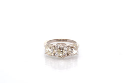 Bague vintage trilogie diamants en platine