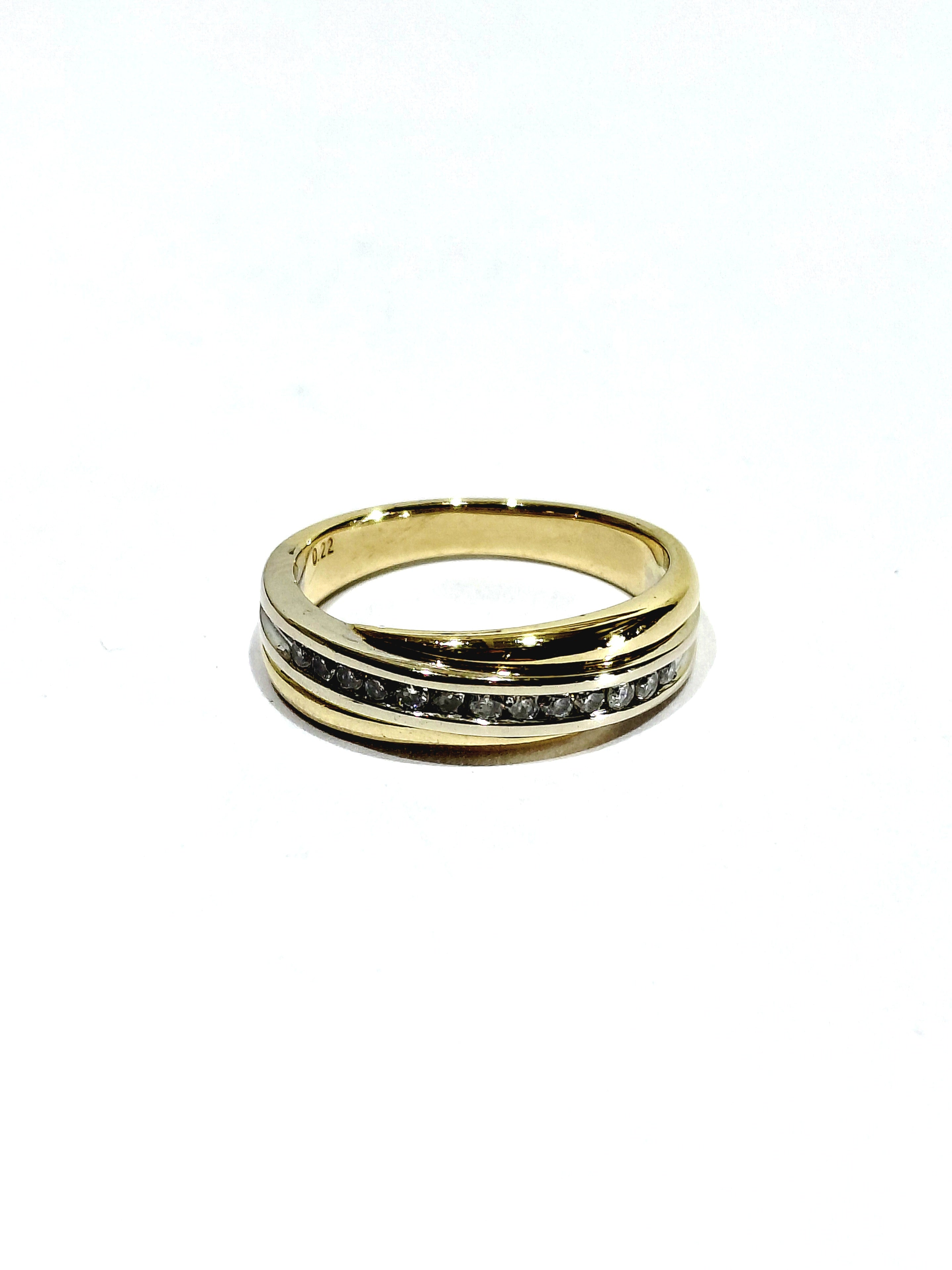 Bague en or jaune et diamants