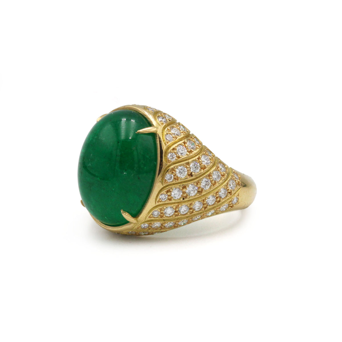 Bague Dôme en or jaune, émeraude et diamants