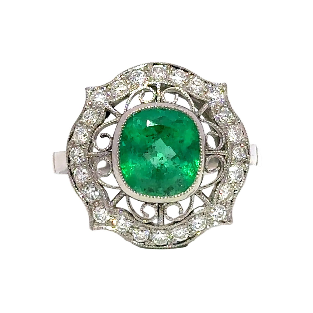 Bague Cocktail en platine, émeraude et diamants