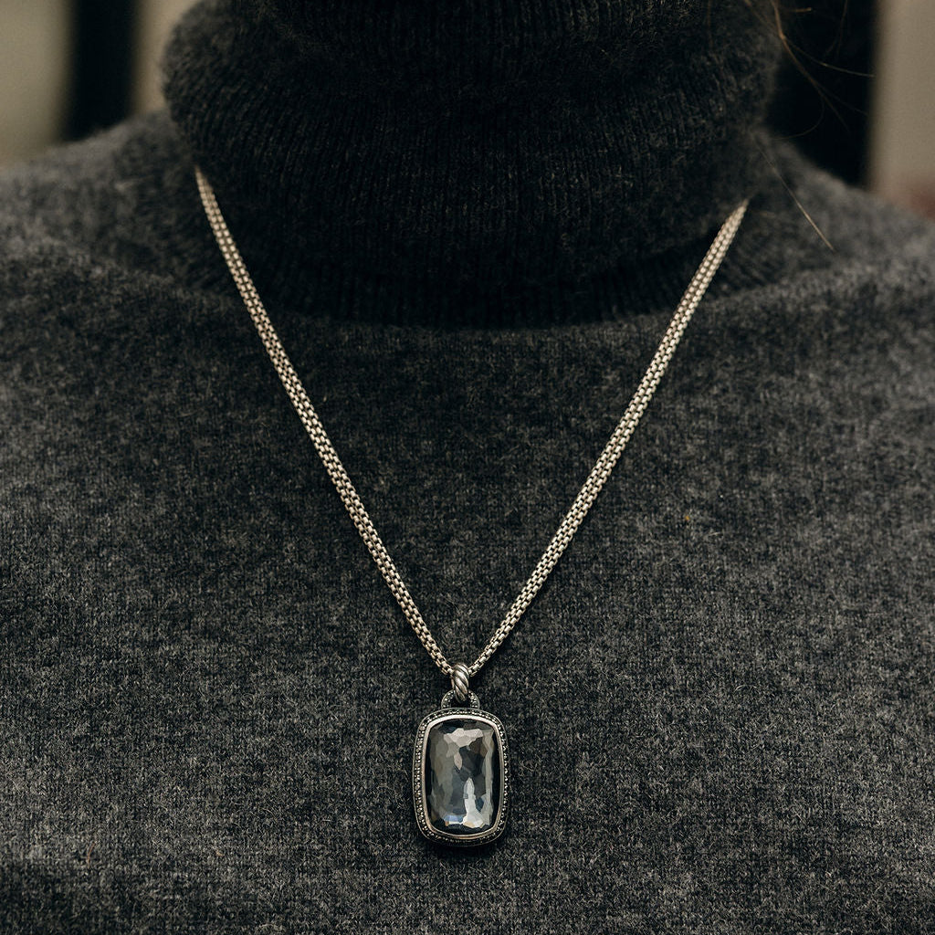 Collier Pendentif DAVID YURMAN "Albion Enhancer" en argent, hématite et diamants noirs