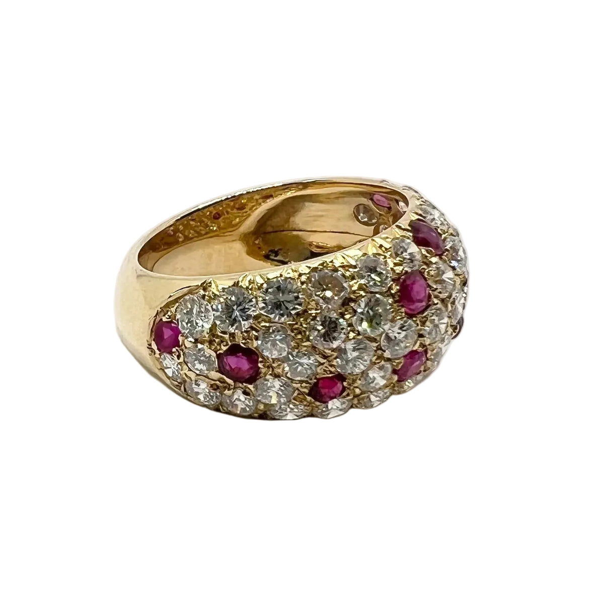 Bague Jonc en or jaune, rubis et diamants
