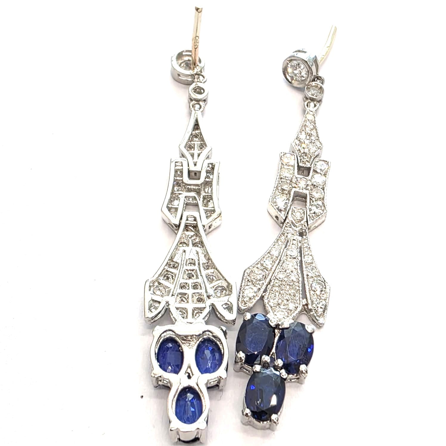 Boucles d'oreilles Pendantes en platine, saphirs et diamants