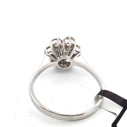 Anello in oro giallo con diamanti