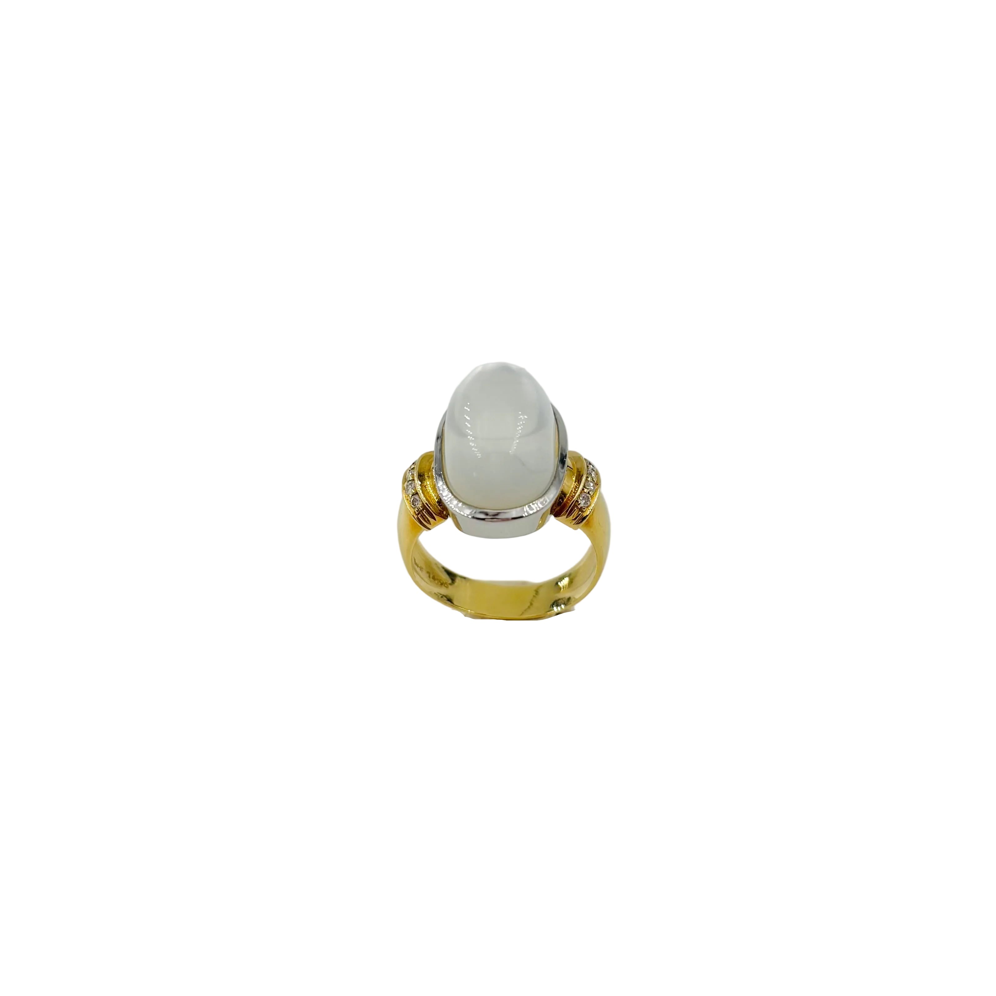 Bague Solitaire en or jaune, or blanc, pierre de lune et diamants