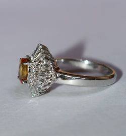 Bague Entourage en platine, saphir et diamants
