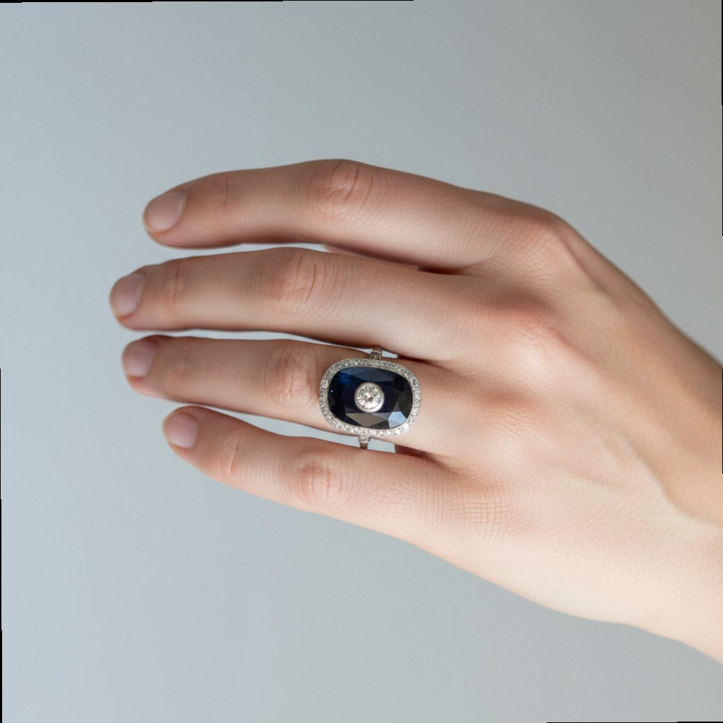 Bague Cocktail en platine, saphir et diamants