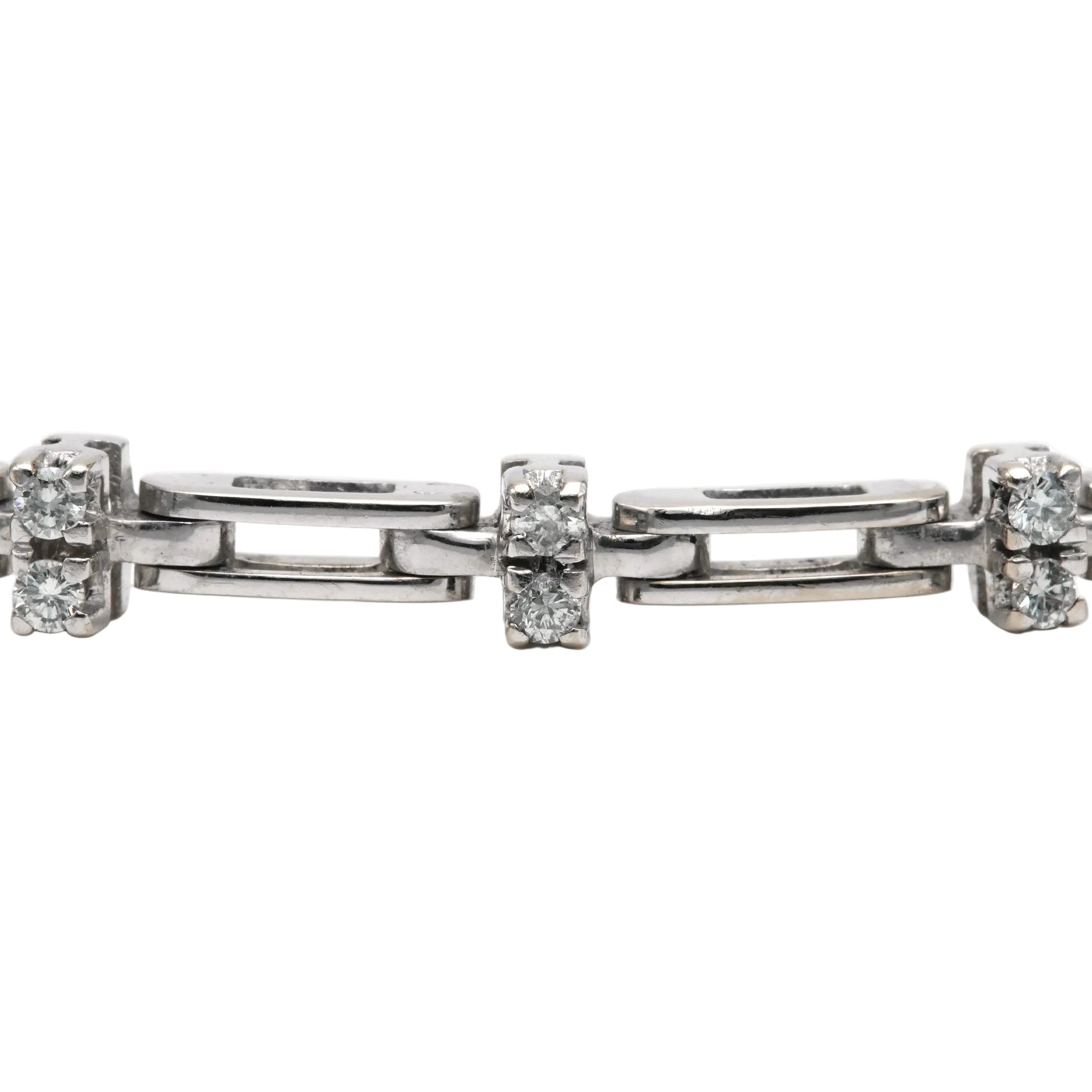 Bracelet en or blanc et diamants