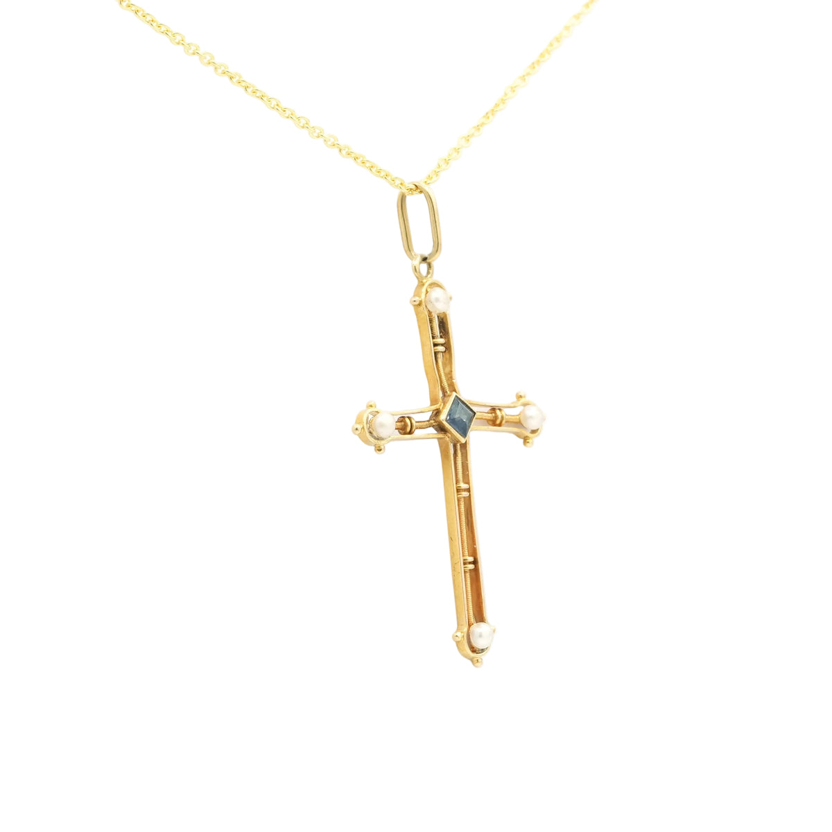 Pendentif en or jaune, saphir et perles