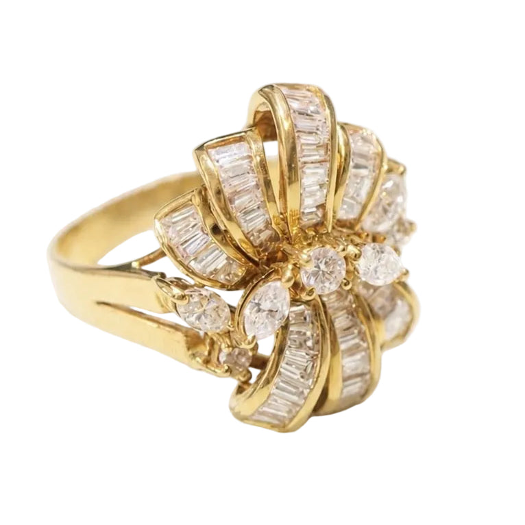 Bague Cocktail en or jaune et diamants