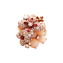 Ring Chaumet, "Hortensia Aube rosée", rose gold, diamonds, pink sapphire and pink opals.