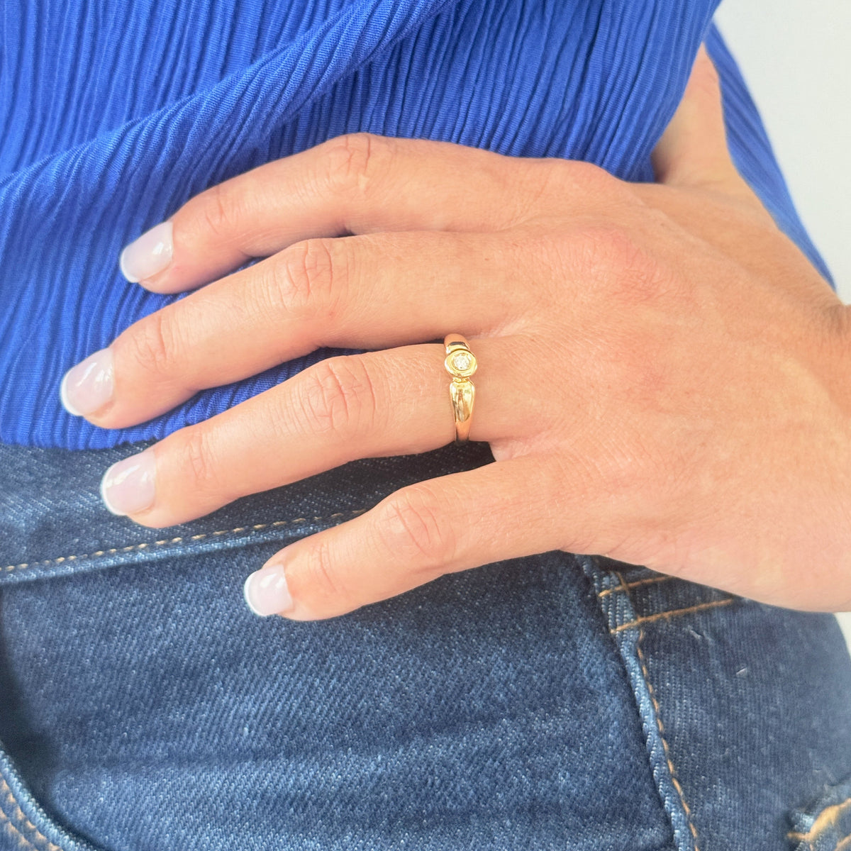 Bague Jonc en or jaune et diamant