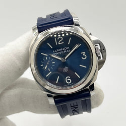 Montre PANERAI "Luminor Base" en acier et caoutchouc