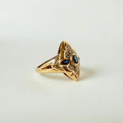 Bague Marquise en or jaune, or blanc, saphir, et diamants