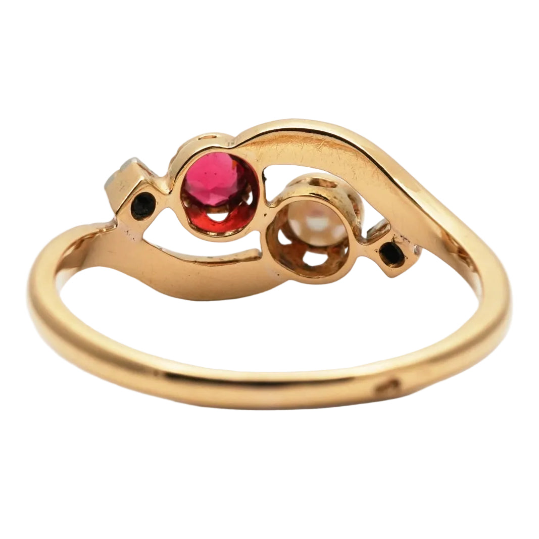 Bague Toi & Moi en or jaune, perle, rubis et diamants
