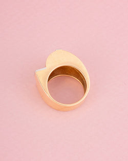 Bague tank en or jaune 18 carats et diamants