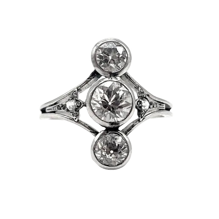 Bague Trilogie en platine et diamants