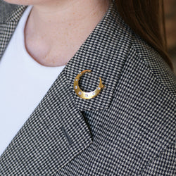 Broche Épingle en or jaune et diamants