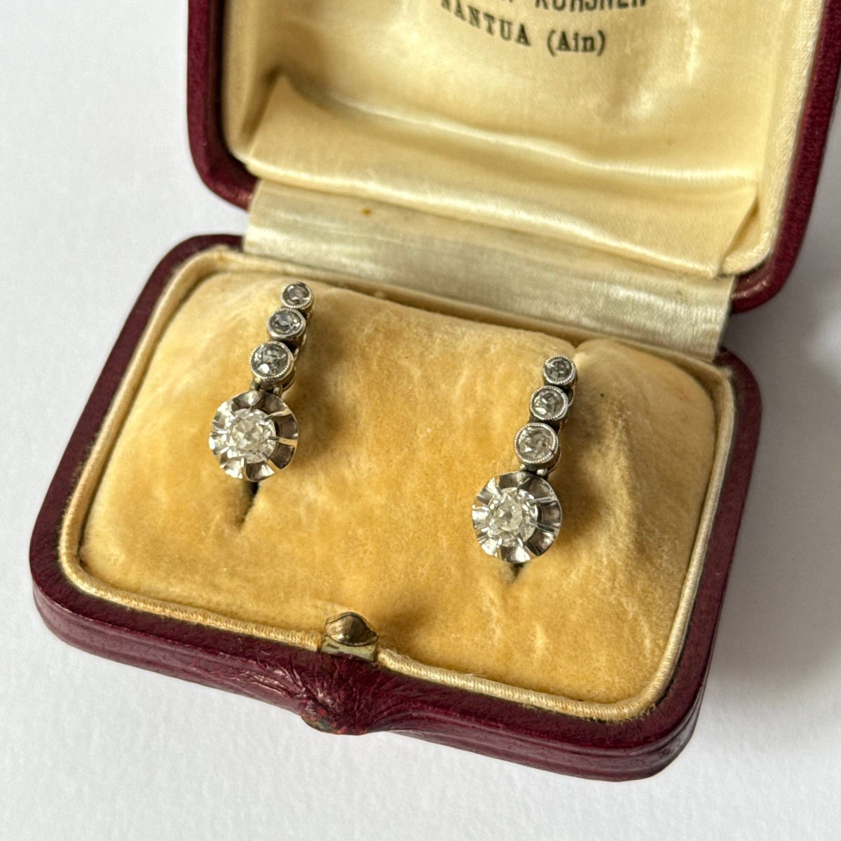 Boucles d'oreilles Dormeuses en or blanc et diamants