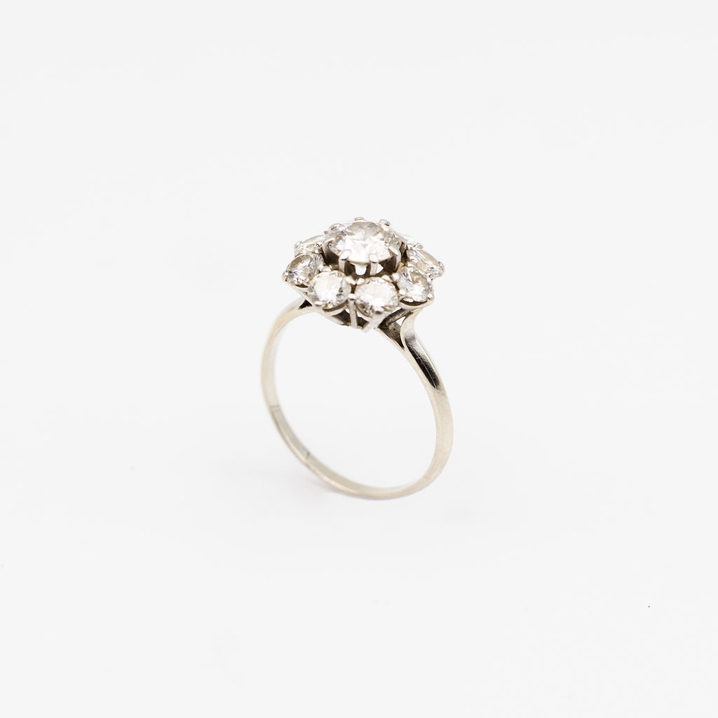 Bague Marguerite en or blanc et diamants